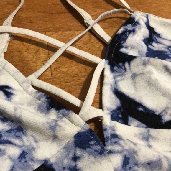 Pacsun Tie-dye, criss-cross bralette - Picture 8 of 8